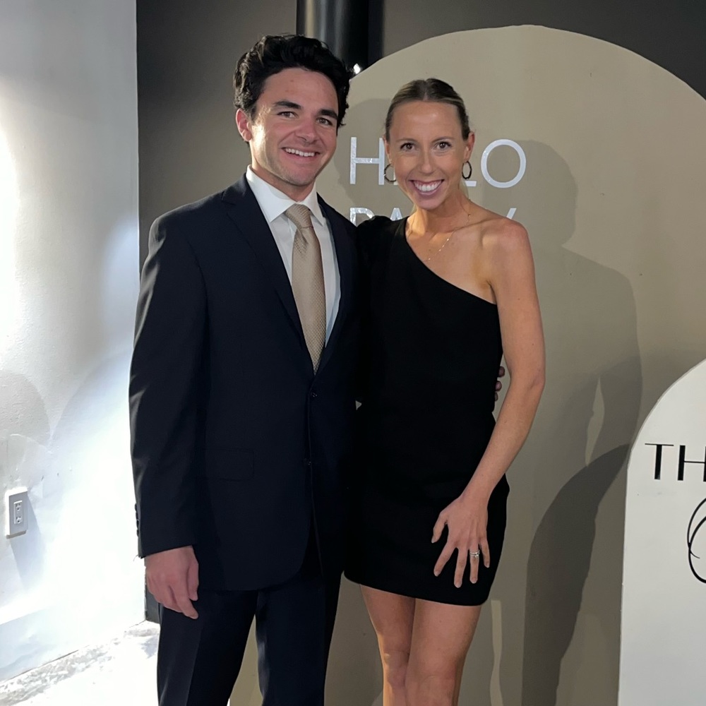 Meet your Posher, Brooke